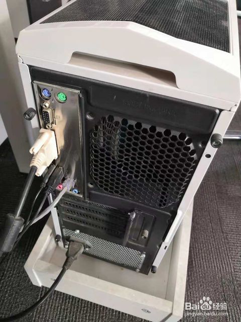 如何給電腦更換硬盤 計算機硬件安裝指南